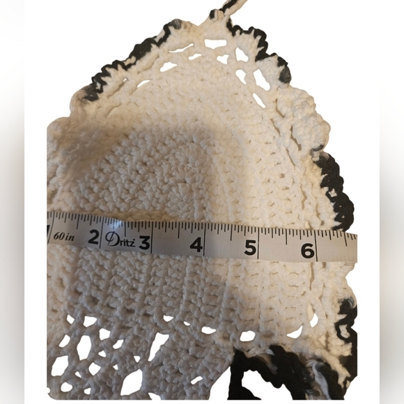 Hand Crafted Crochet Crop-Top Handmade Ombré black & White Bikini cover-up - Picture 17 of 17